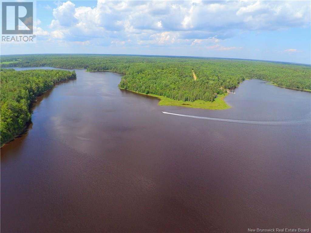 15-60 Bass River Point Road, Bass River, New Brunswick  E4T 1J3 - Photo 12 - NB119267