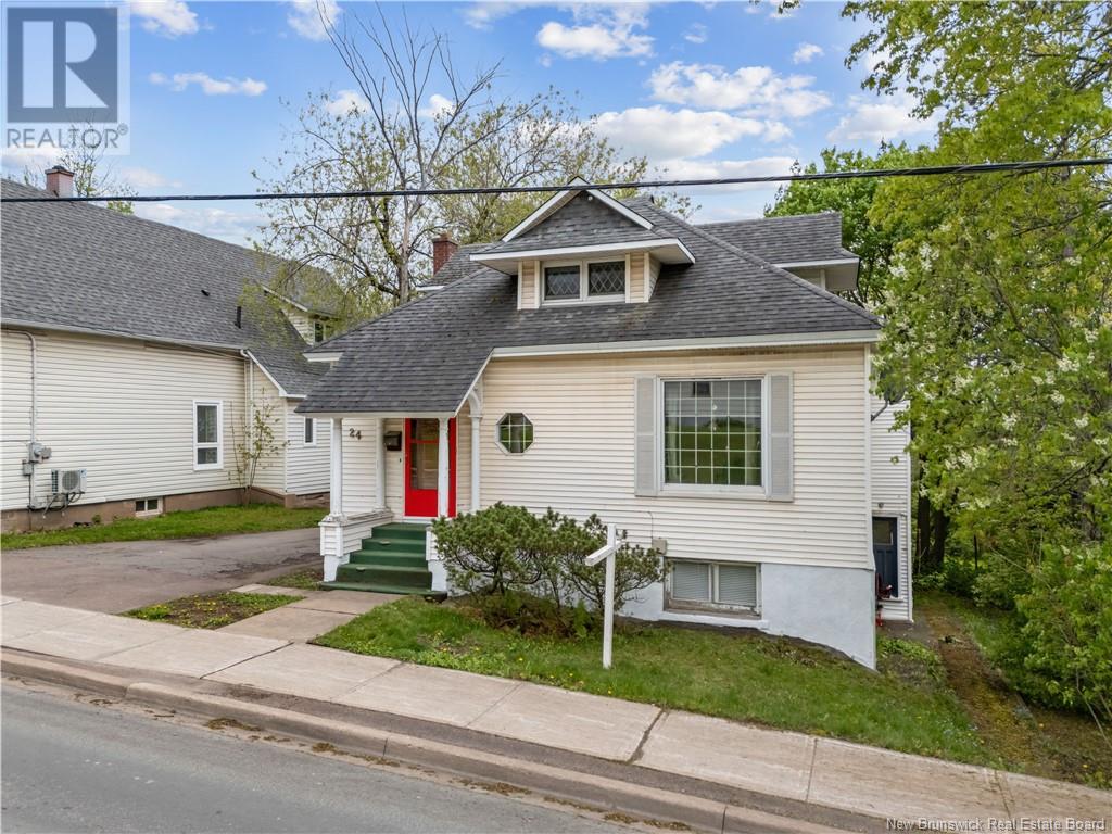 24 Donald Avenue, Moncton, New Brunswick  E1A 3A8 - Photo 2 - NB119309