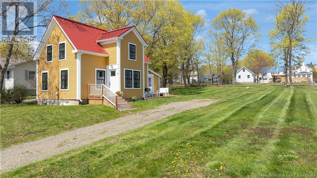 18 Water Street, Saint Andrews, New Brunswick  E5B 1A2 - Photo 2 - NB119422