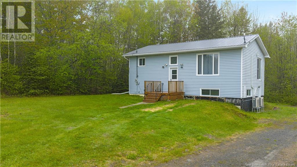 41 Gillett Road, Hoyt, New Brunswick  E2L 2K2 - Photo 3 - NB119273