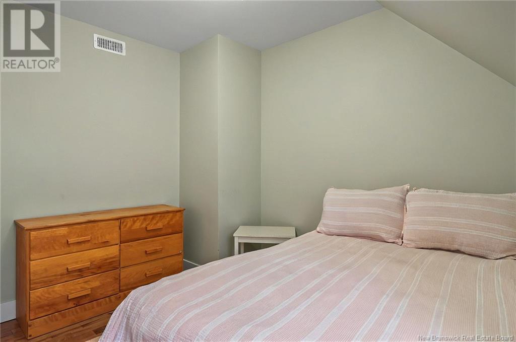 247 Dover Street, Campbellton, New Brunswick  E3N 3L5 - Photo 33 - NB119312