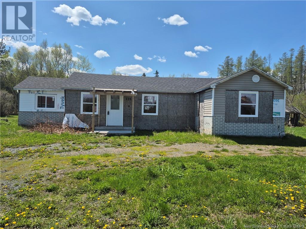 236 Principale, Pointe-Verte, New Brunswick
