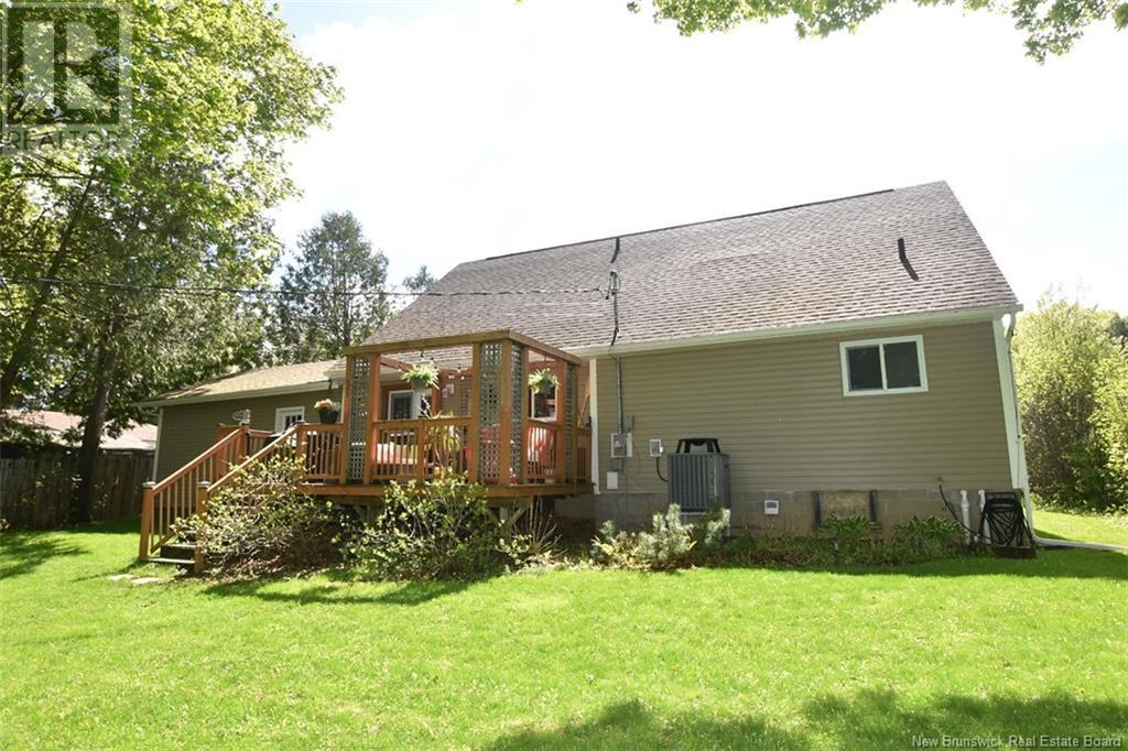 21 Hossack Street, Fredericton, New Brunswick  E3A 8S2 - Photo 8 - NB119479
