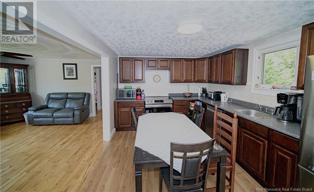 95 Mcminniman Court, Fredericton, New Brunswick  E3A 8S5 - Photo 6 - NB118854