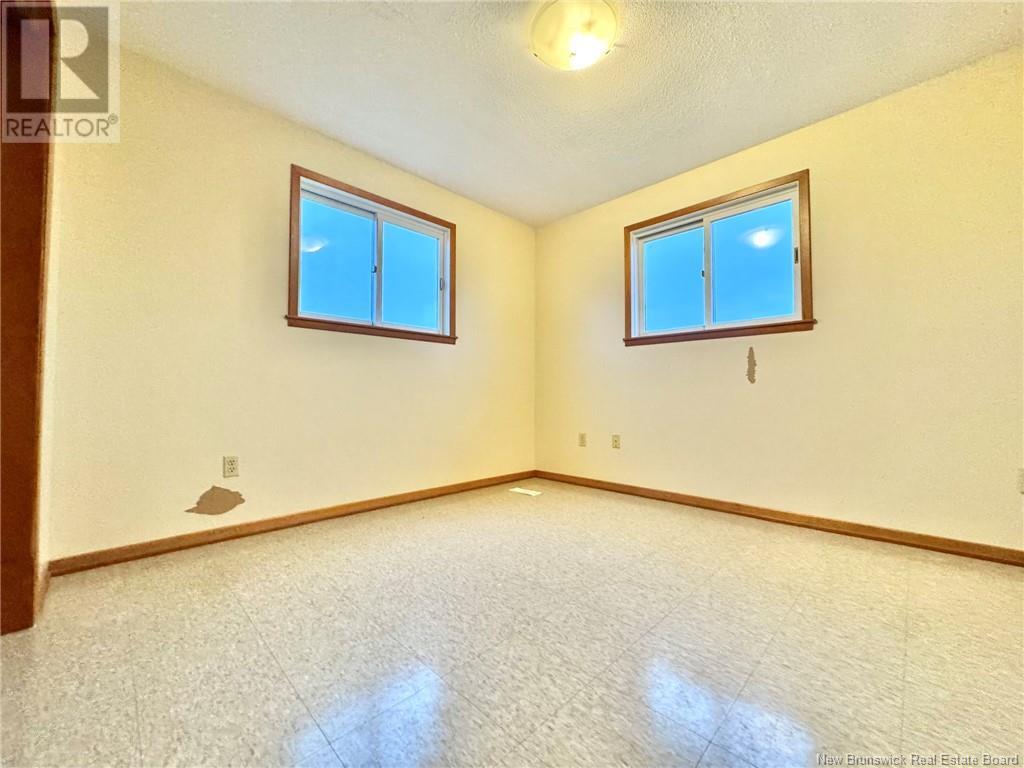 183 King Street, Miramichi, New Brunswick  E1N 2P1 - Photo 19 - NB119487