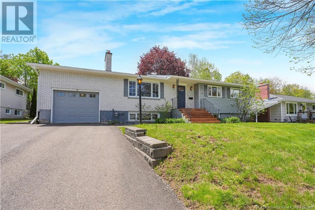 450 Mansfield Street, Fredericton, New Brunswick  E3B 3Z9 - Photo 2 - NB119447