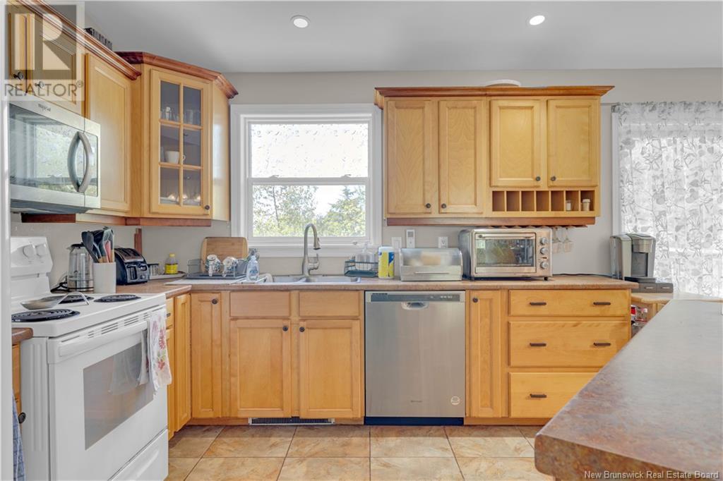 273 Hampton Road, Quispamsis, New Brunswick  E2E 4P5 - Photo 6 - NB119322