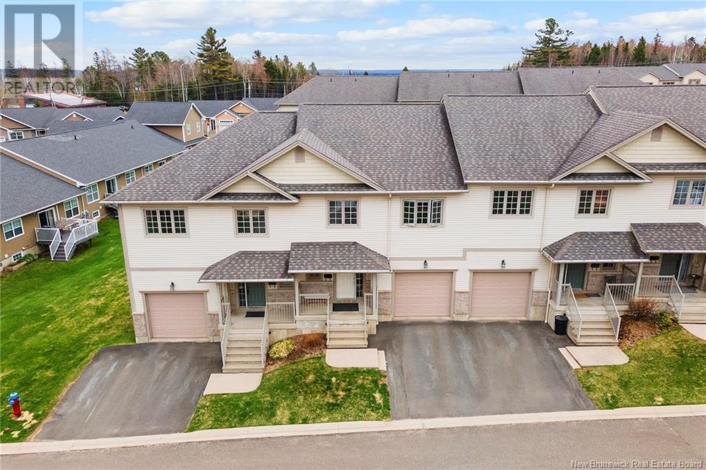 95 Huntingdon Circle, Fredericton, New Brunswick  E3B 0M1 - Photo 2 - NB117729