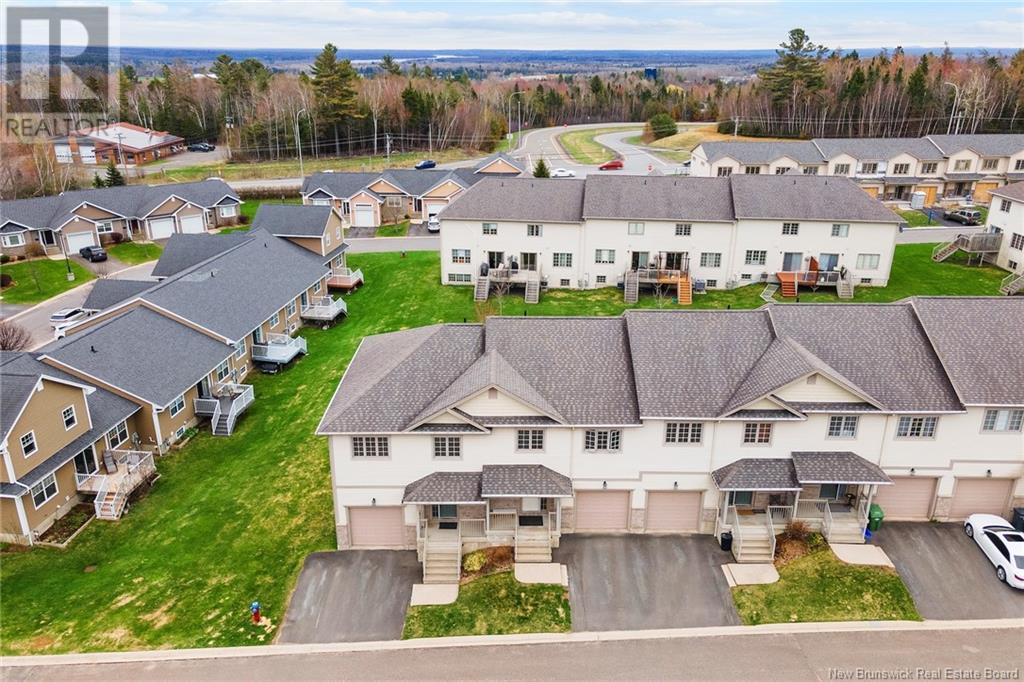 95 Huntingdon Circle, Fredericton, New Brunswick  E3B 0M1 - Photo 3 - NB117729
