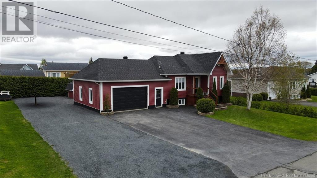 9 Banville Street, Saint-Quentin, New Brunswick  E8A 1A6 - Photo 36 - NB119302