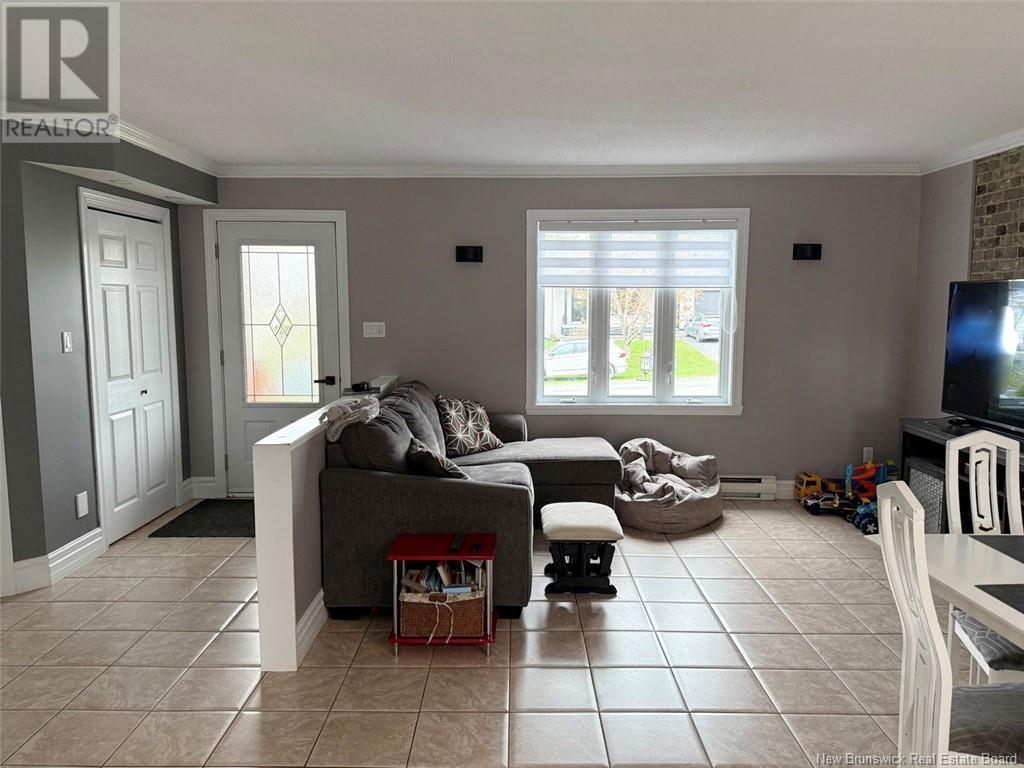 9 Banville Street, Saint-Quentin, New Brunswick  E8A 1A6 - Photo 5 - NB119302