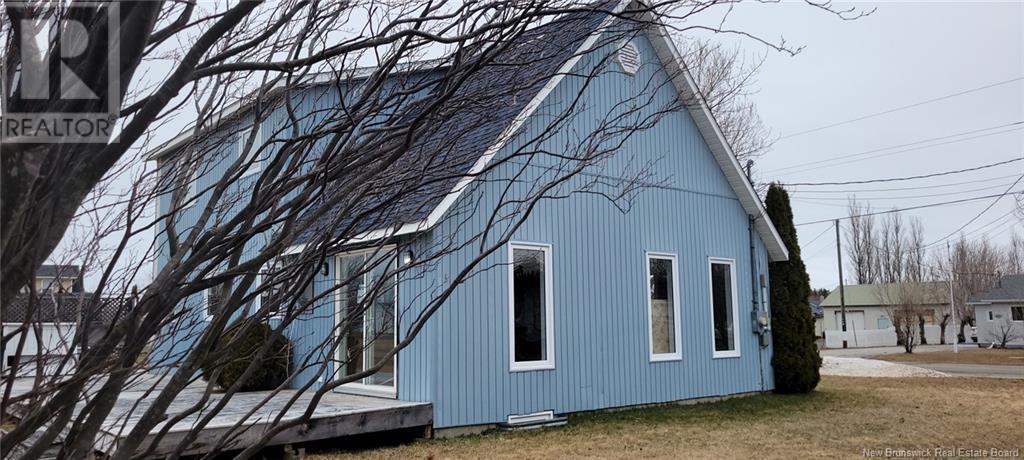 3000 Paulin Street, Bas-Caraquet, New Brunswick  E1W 6B6 - Photo 3 - NB119458