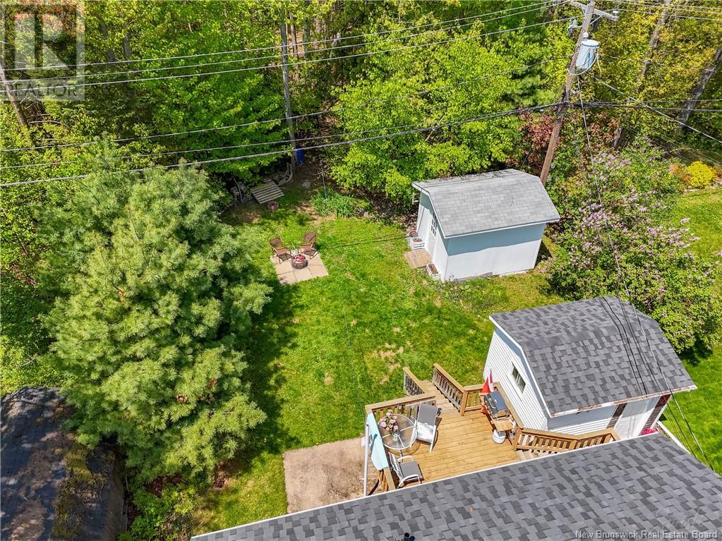 11 Lilac Crescent, Fredericton, New Brunswick  E3A 2G7 - Photo 2 - NB118345