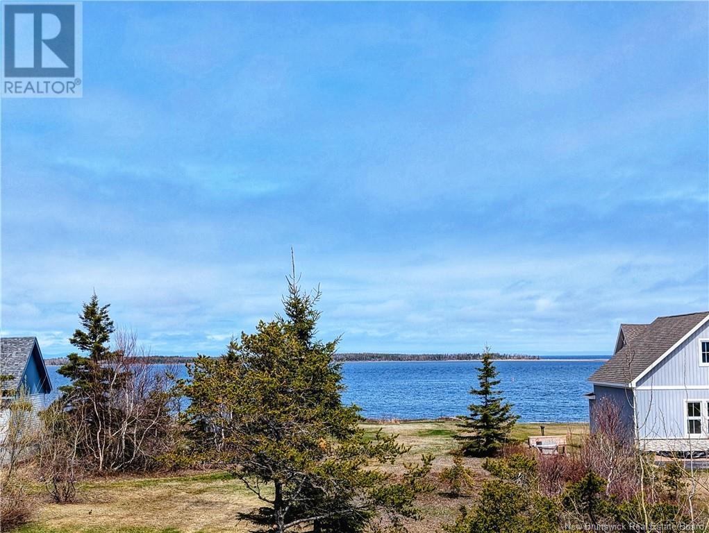 7701 Du Havre Street, Bas-Caraquet, New Brunswick  E1W 5W9 - Photo 12 - NB119517