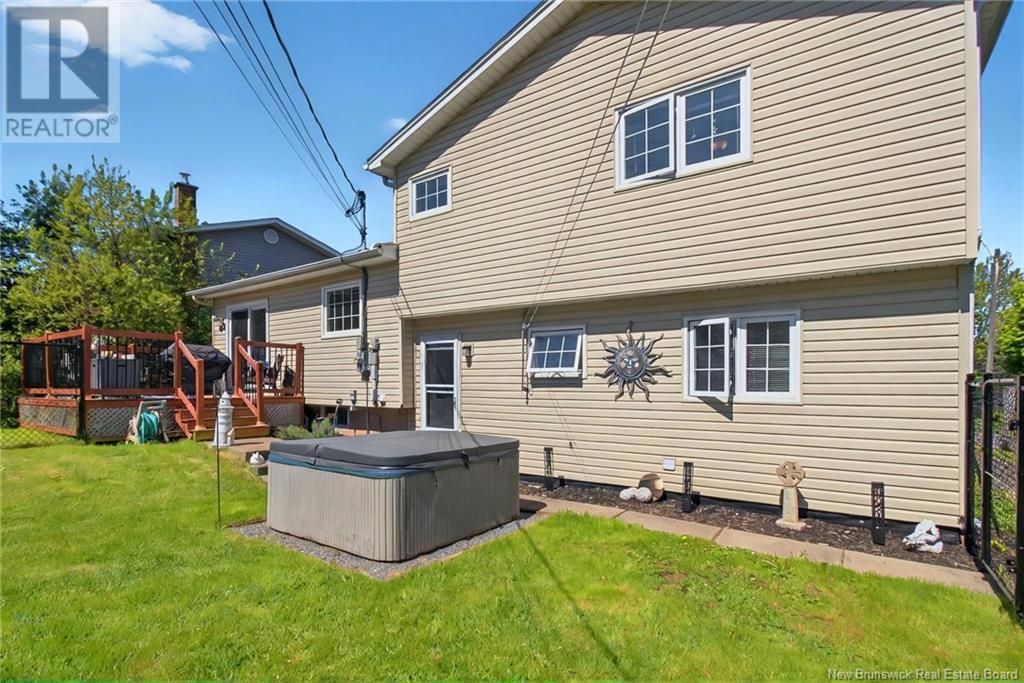 79 Fieldcrest, Moncton, New Brunswick  E1G 1T1 - Photo 4 - NB119441