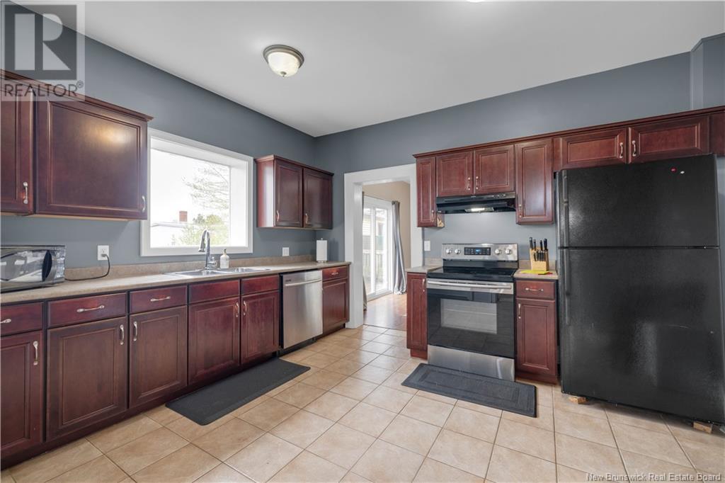 89 Seely Street, Saint John, New Brunswick  E2K 4B4 - Photo 6 - NB119257