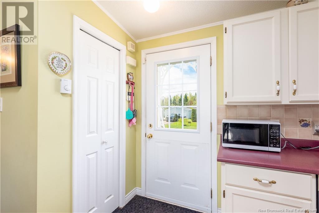 72 Southpine, Moncton, New Brunswick  E1H 3M7 - Photo 4 - NB119572