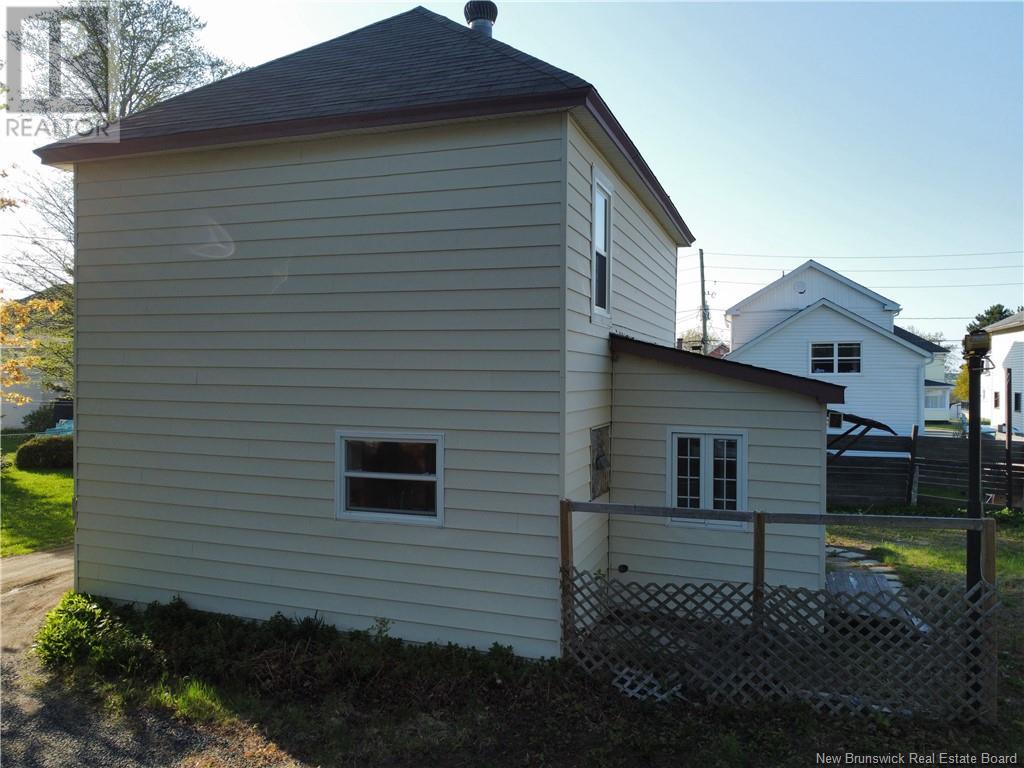 320 St. Andrew Street, Bathurst, New Brunswick  E2A 1C5 - Photo 10 - NB119469