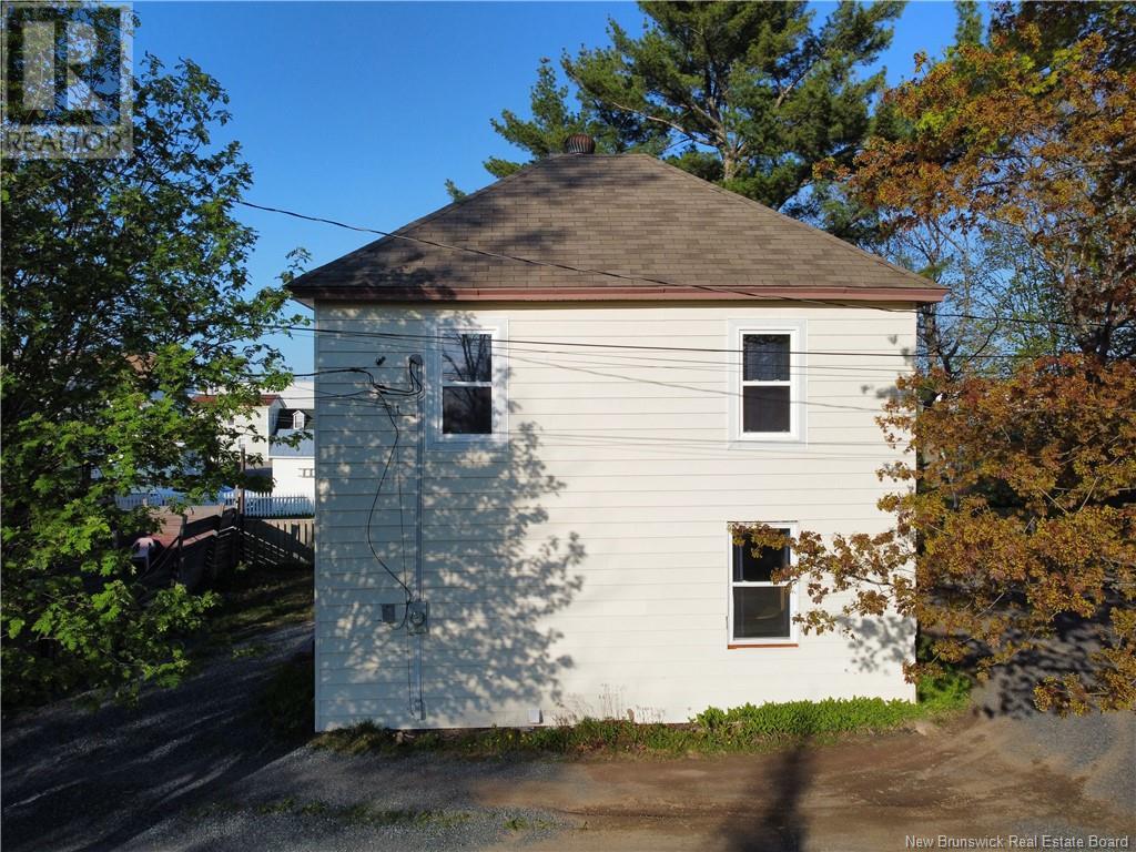 320 St. Andrew Street, Bathurst, New Brunswick  E2A 1C5 - Photo 9 - NB119469