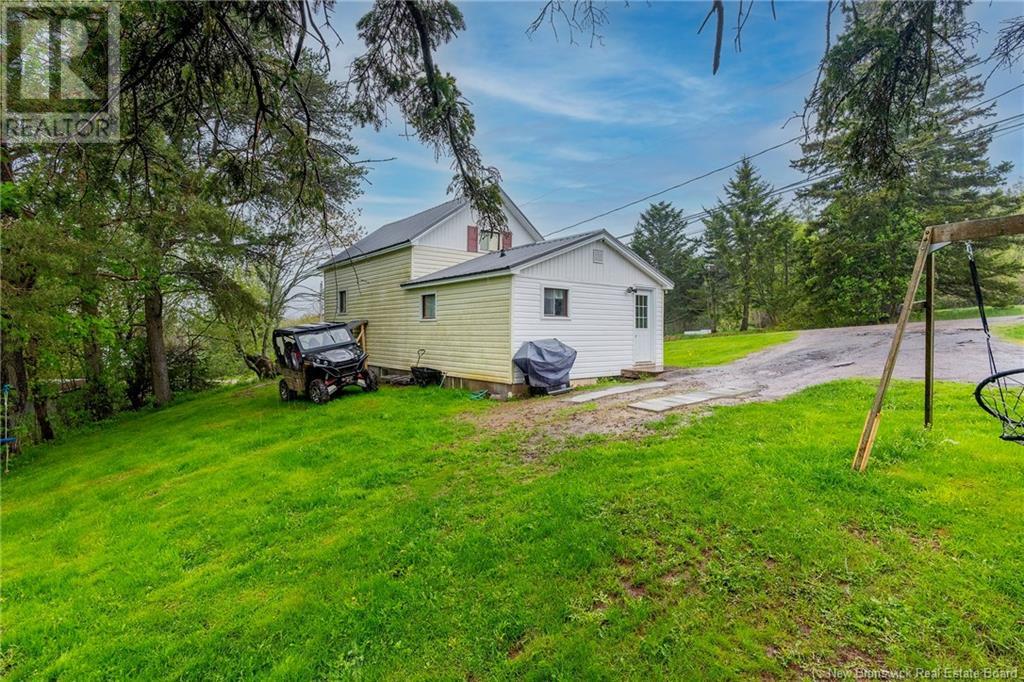 19 Reservoir Road, Sackville, New Brunswick  E4L 3J6 - Photo 3 - NB119456