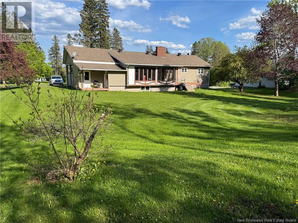 77 Hillcrest Street, Plaster Rock, New Brunswick  E7G 1V1 - Photo 3 - NB119546