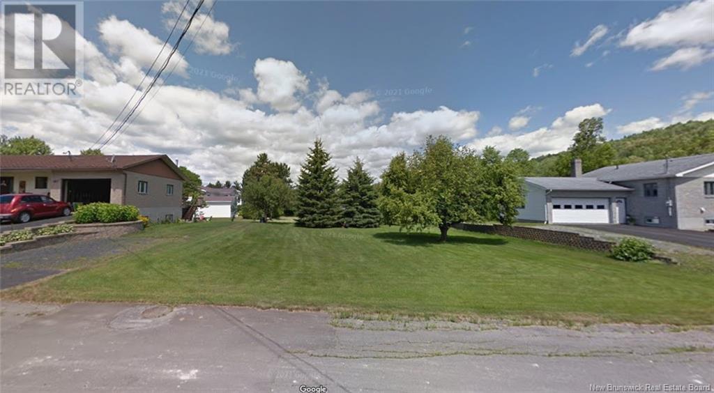 39 Thomas Street, Saint-Jacques, New Brunswick