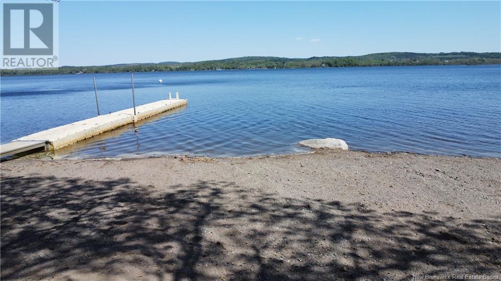 6577 Route 102, Oak Point, New Brunswick  E5M 2G9 - Photo 11 - NB119373