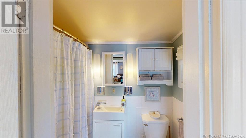 6577 Route 102, Oak Point, New Brunswick  E5M 2G9 - Photo 22 - NB119373