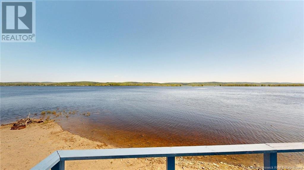 6577 Route 102, Oak Point, New Brunswick  E5M 2G9 - Photo 35 - NB119373