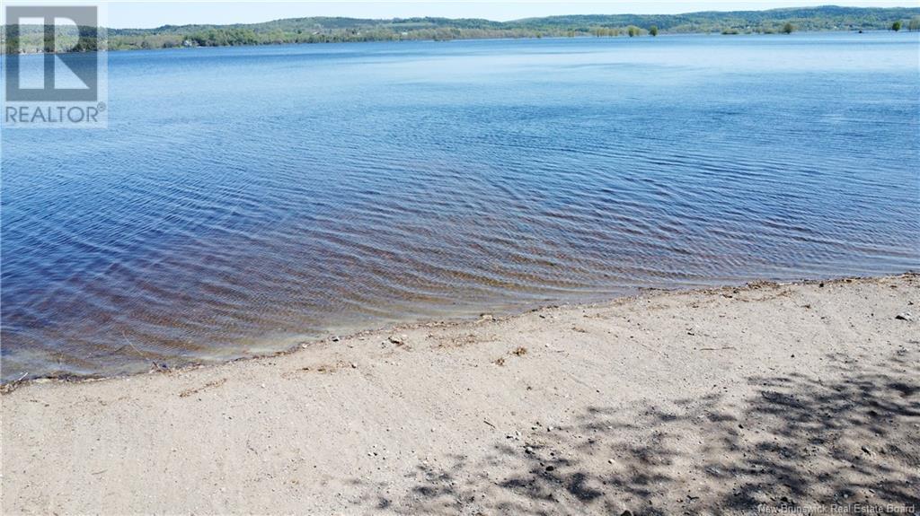 6577 Route 102, Oak Point, New Brunswick  E5M 2G9 - Photo 37 - NB119373