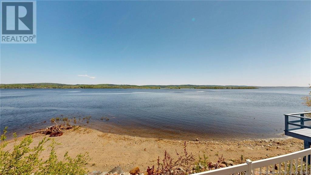 6577 Route 102, Oak Point, New Brunswick  E5M 2G9 - Photo 41 - NB119373
