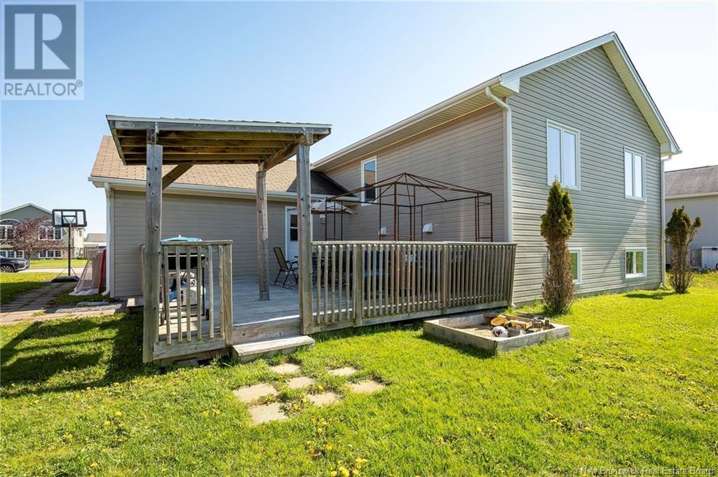 24 Lamda Avenue, Saint John, New Brunswick  E2J 0B6 - Photo 2 - NB119601
