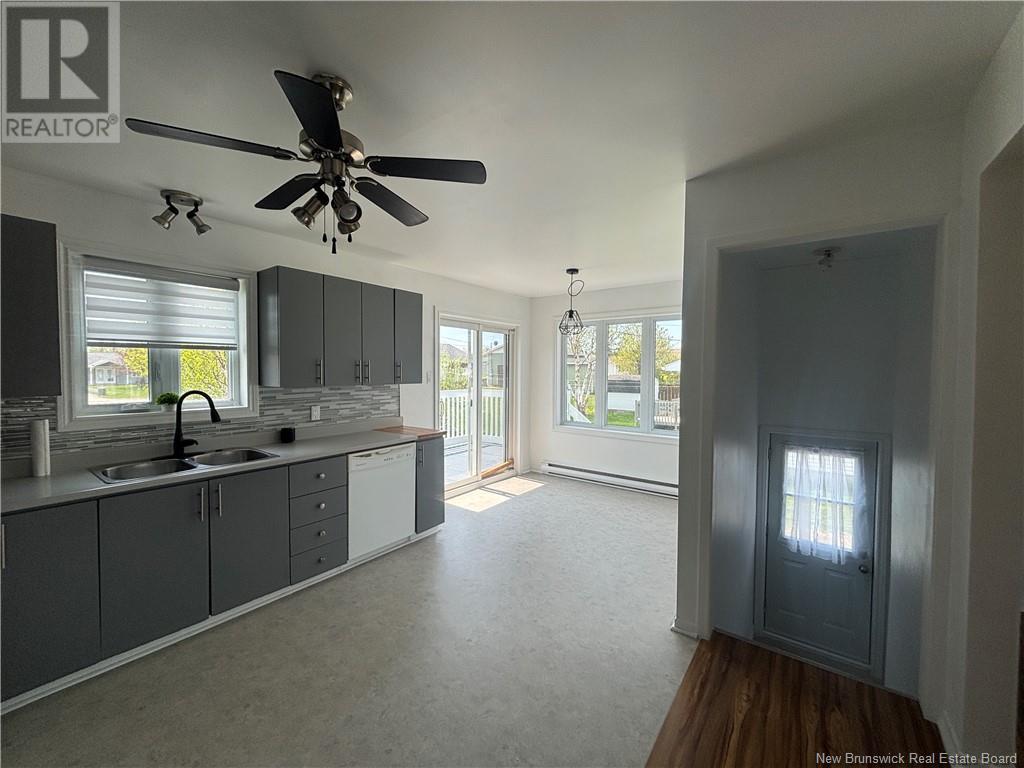 61 Rue Jerome Comeau, Petit-Rocher, New Brunswick  E8J 1K4 - Photo 10 - NB119529
