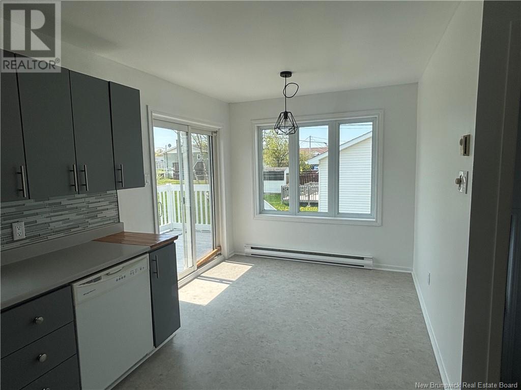 61 Rue Jerome Comeau, Petit-Rocher, New Brunswick  E8J 1K4 - Photo 11 - NB119529
