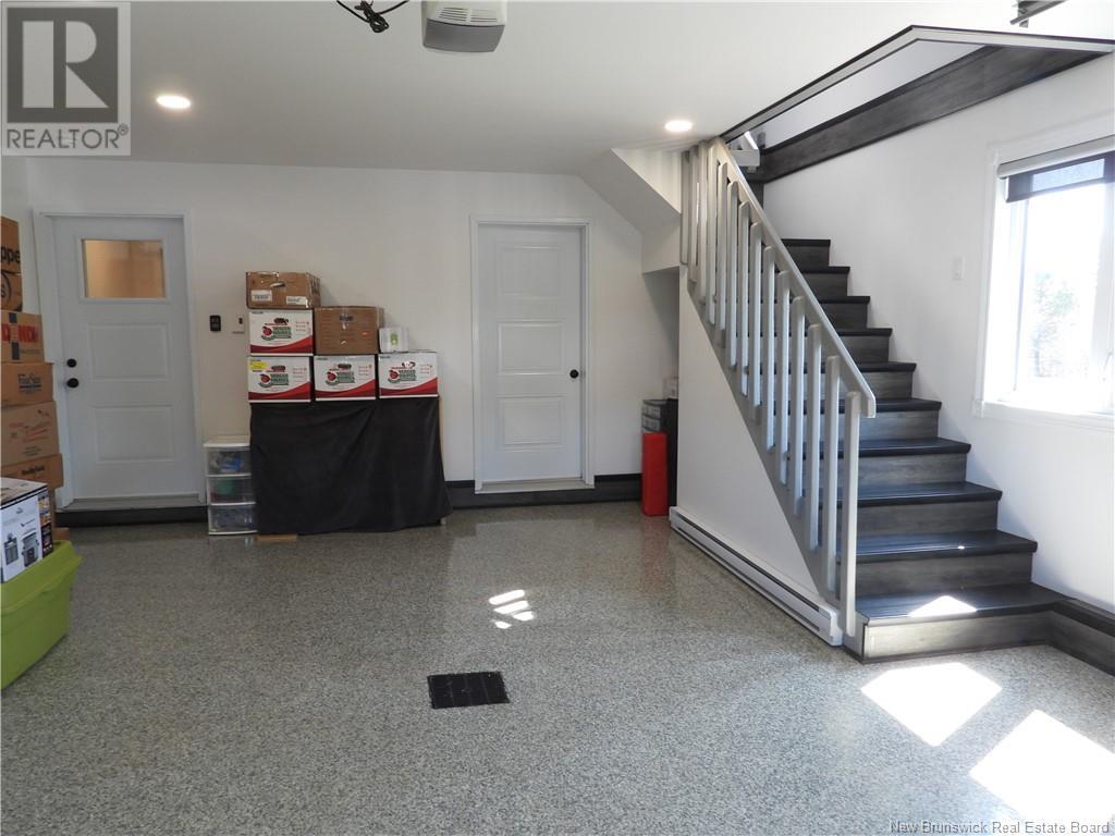 583 Rue Principale, Pointe-Verte, New Brunswick  E8J 2P8 - Photo 20 - NB119198