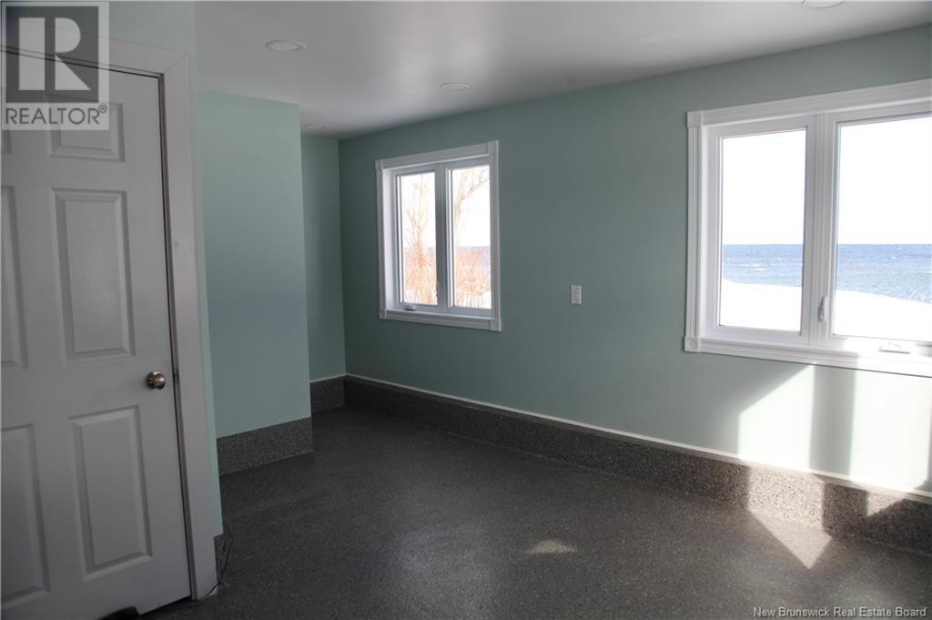 583 Rue Principale, Pointe-Verte, New Brunswick  E8J 2P8 - Photo 24 - NB119198