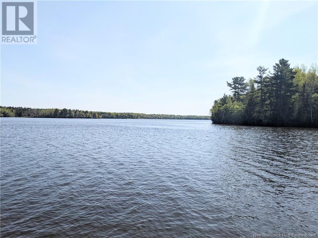 126 Straight Brook Road, Tabusintac, New Brunswick  E9H 0A2 - Photo 4 - NB119528