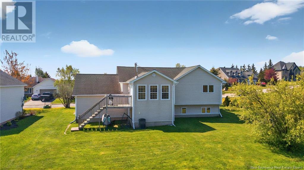 800 Squire Green Drive, Bathurst, New Brunswick  E2A 4W8 - Photo 2 - NB119137