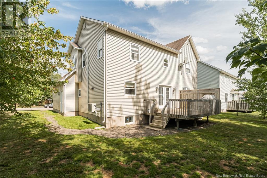 218 Twin Oaks Drive, Moncton, New Brunswick  E1G 4W4 - Photo 3 - NB119644