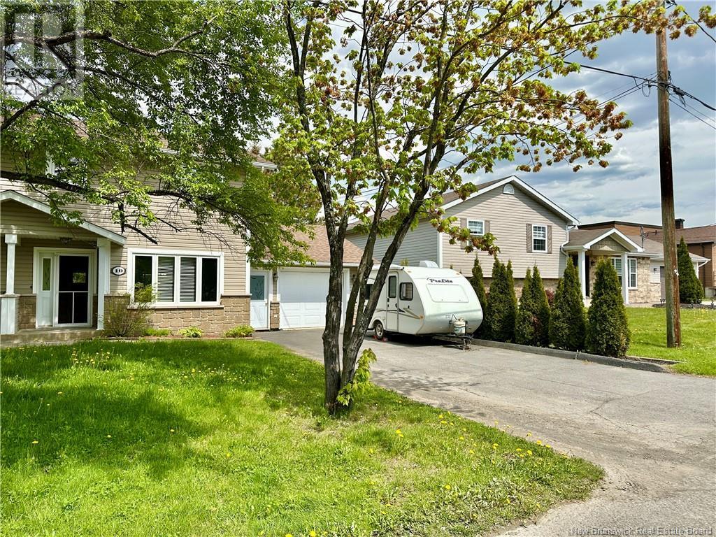 10 Belone Street, Edmundston, New Brunswick  E7B 1B6 - Photo 3 - NB119652