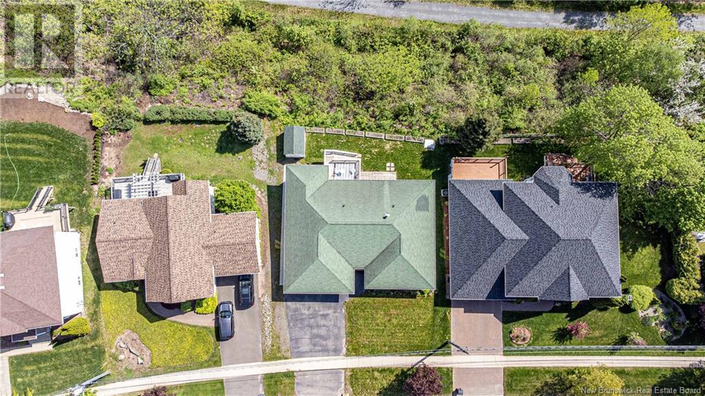 281 Kimble Drive, Fredericton, New Brunswick  E3B 6Y1 - Photo 3 - NB119287