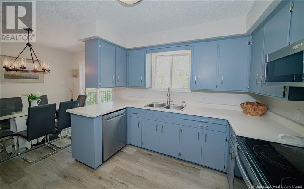 35 Charing Crescent, Fredericton, New Brunswick  E3B 4R8 - Photo 18 - NB119642