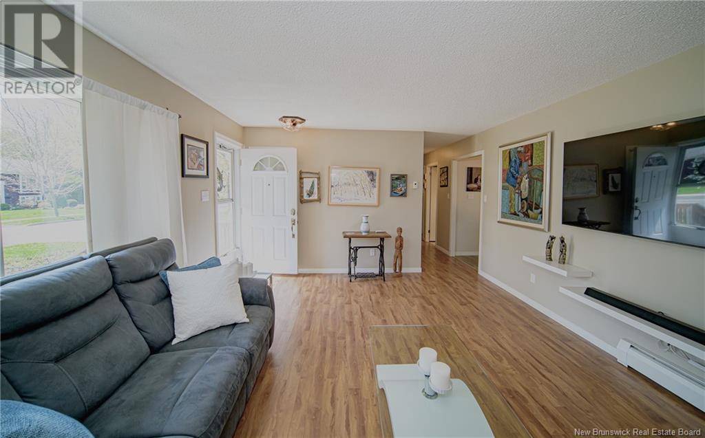 35 Charing Crescent, Fredericton, New Brunswick  E3B 4R8 - Photo 7 - NB119642