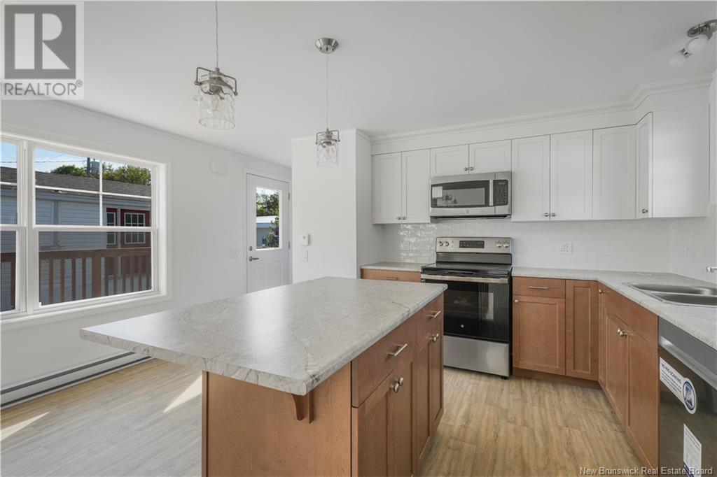 215 Moore Street, Fredericton, New Brunswick  E3B 8L8 - Photo 6 - NB119621