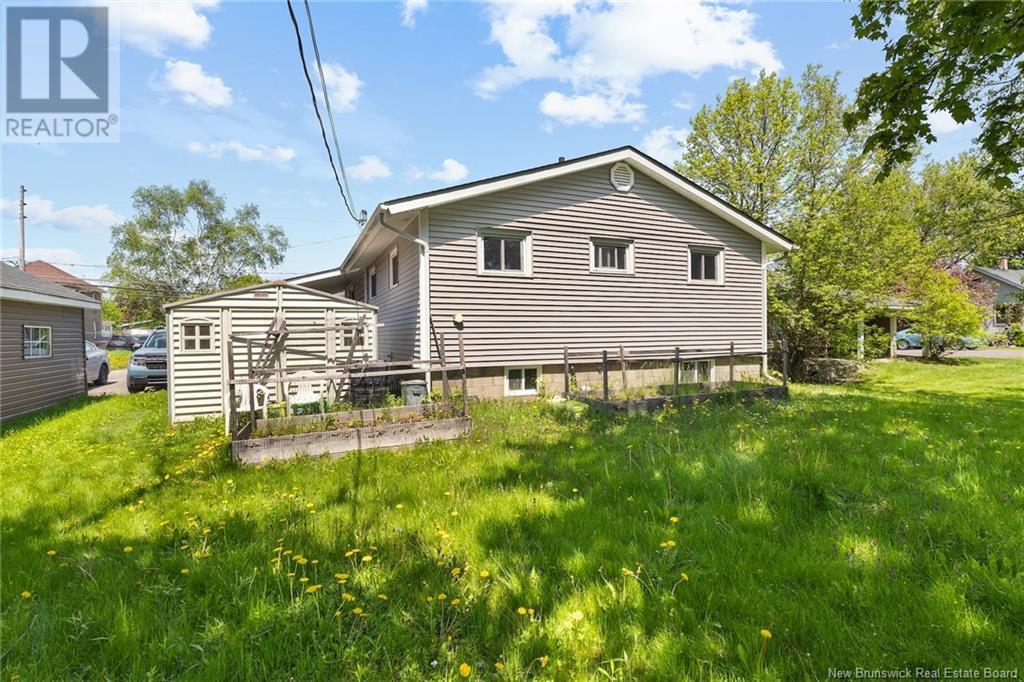 270 Gibson Street, Fredericton, New Brunswick  E3A 4E3 - Photo 24 - NB119704