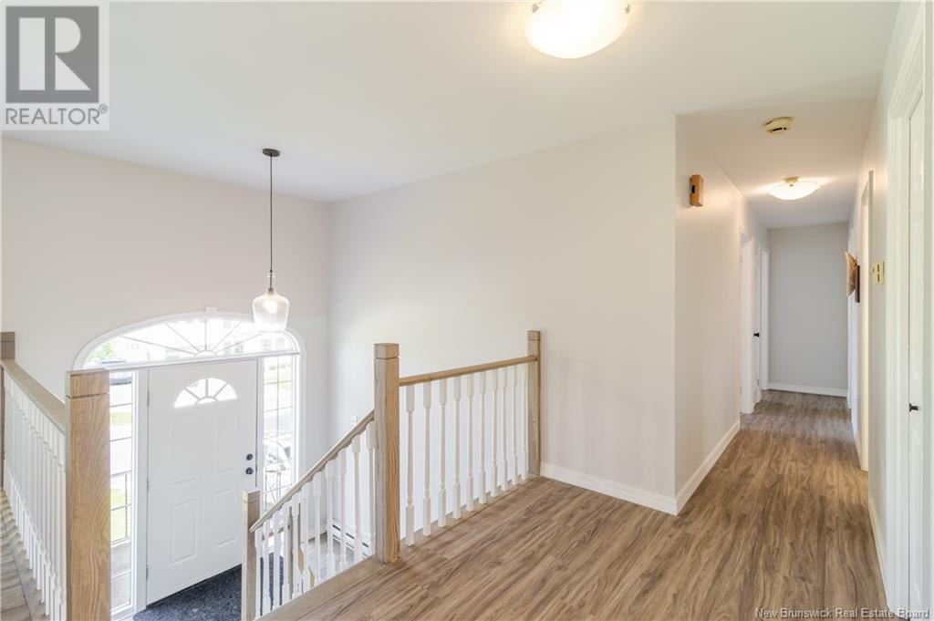 53 Stoneybrook Crescent, Fredericton, New Brunswick  E3B 6Y5 - Photo 13 - NB119203