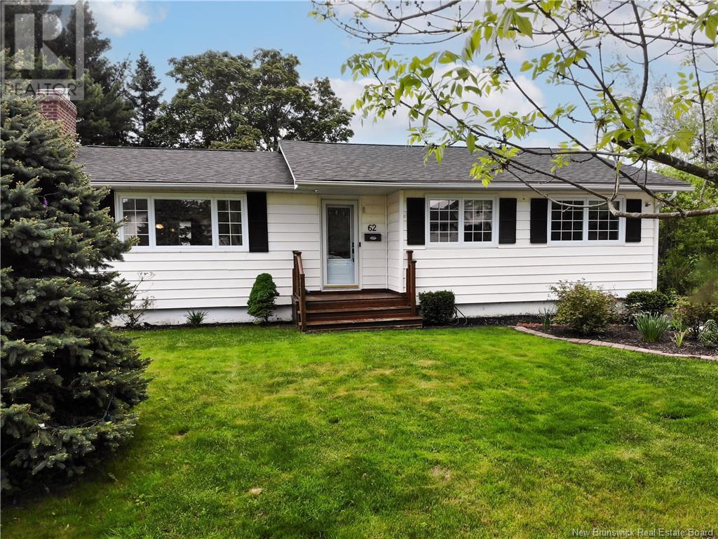 62 Vine Avenue, Moncton, New Brunswick  E1E 1J9 - Photo 2 - NB119709