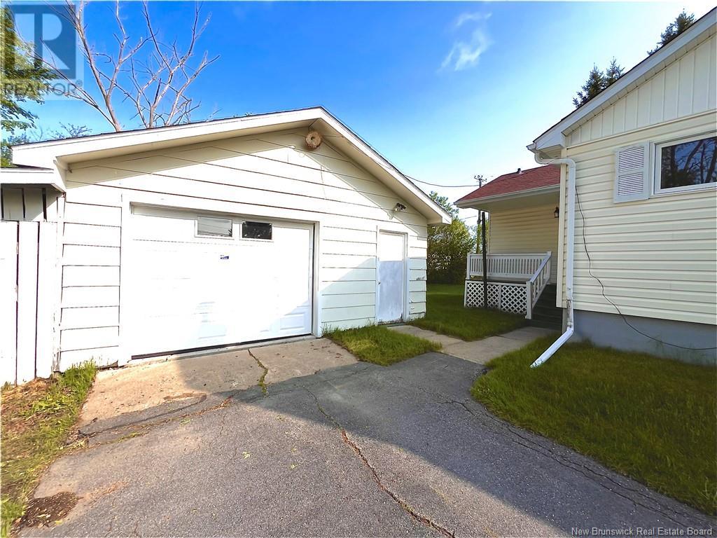 295 King George Hwy, Miramichi, New Brunswick  E1V 1L2 - Photo 33 - NB119753