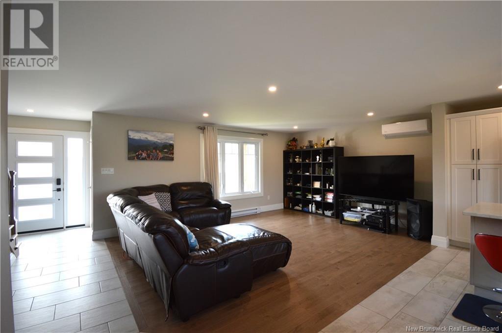 6 Dominique Street, Shediac, New Brunswick  E4P 0S2 - Photo 2 - NB119705