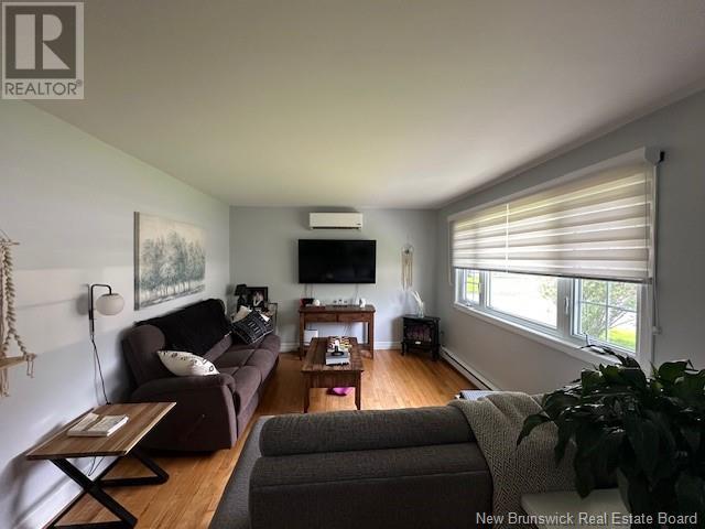 13 Van Horne Crescent, Campbellton, New Brunswick  E3N 3K5 - Photo 7 - NB119796